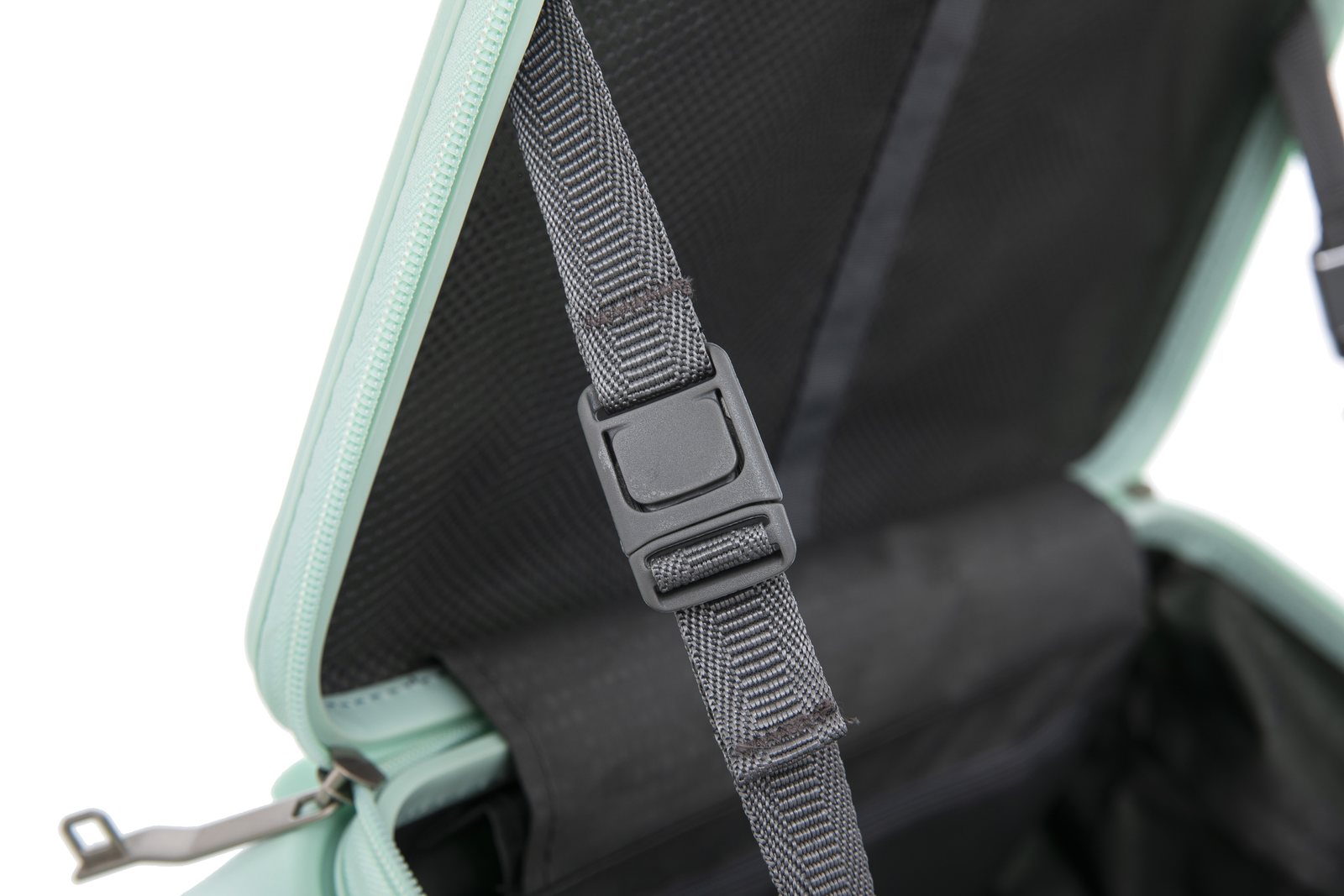 PP-09 luggage detail 4