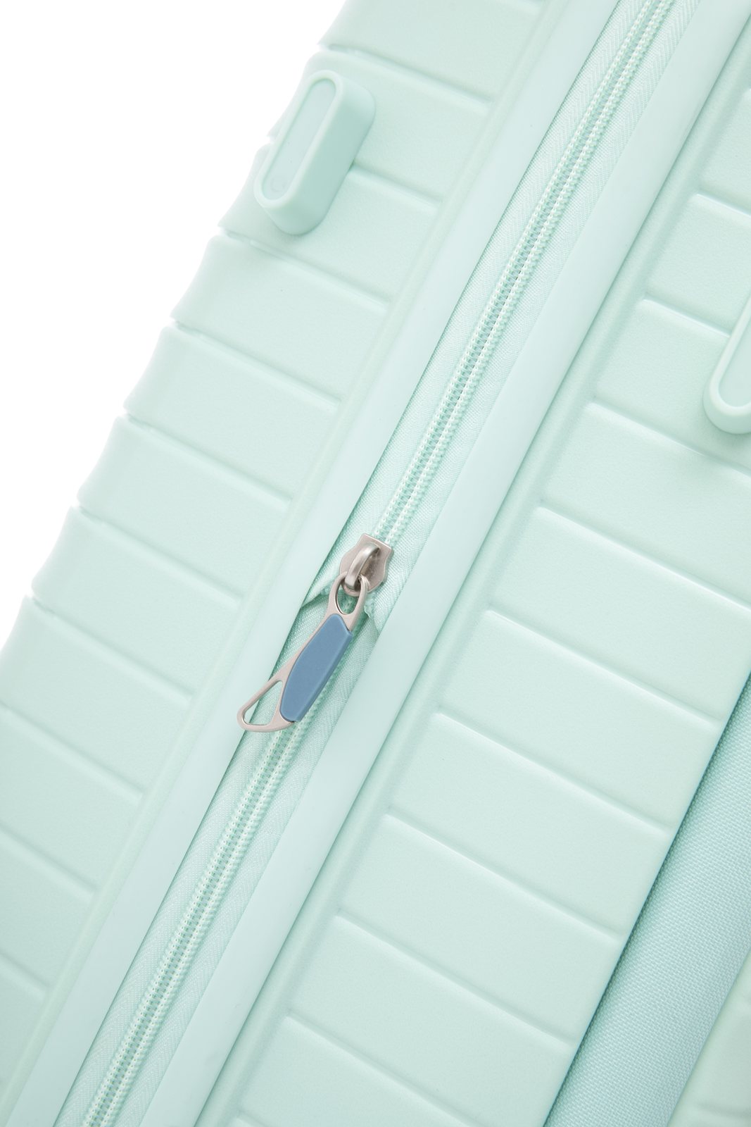 PP-09 luggage detail 10