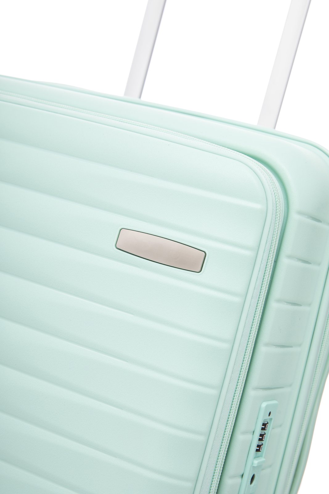 PP-09 luggage detail 11