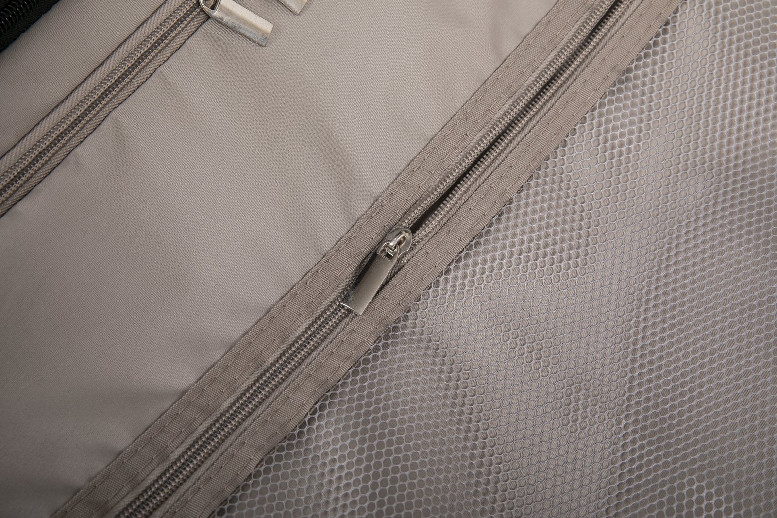 FH-1023 luggage detail 13