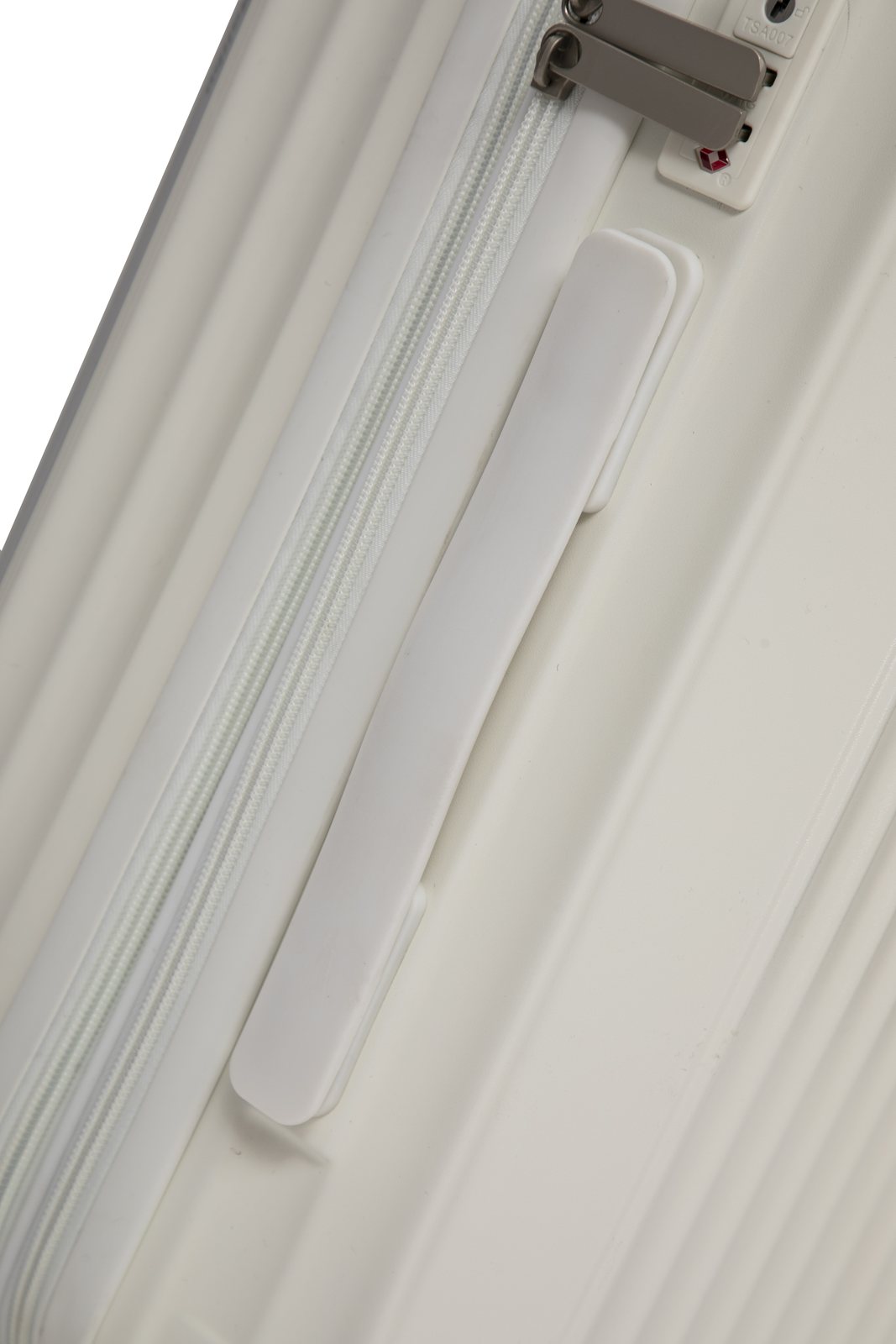FH-1065 luggage detail 9